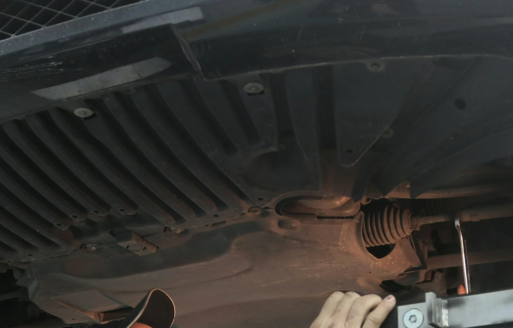 Подготовка металла и очистка перед защитной обработкой